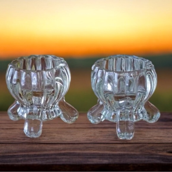 VINTAGE JEANNETTE GLASS
TAPERED CANDLESTICK HOLDER IN NATIONAL PATTERN 1940's - Picture 1 of 14